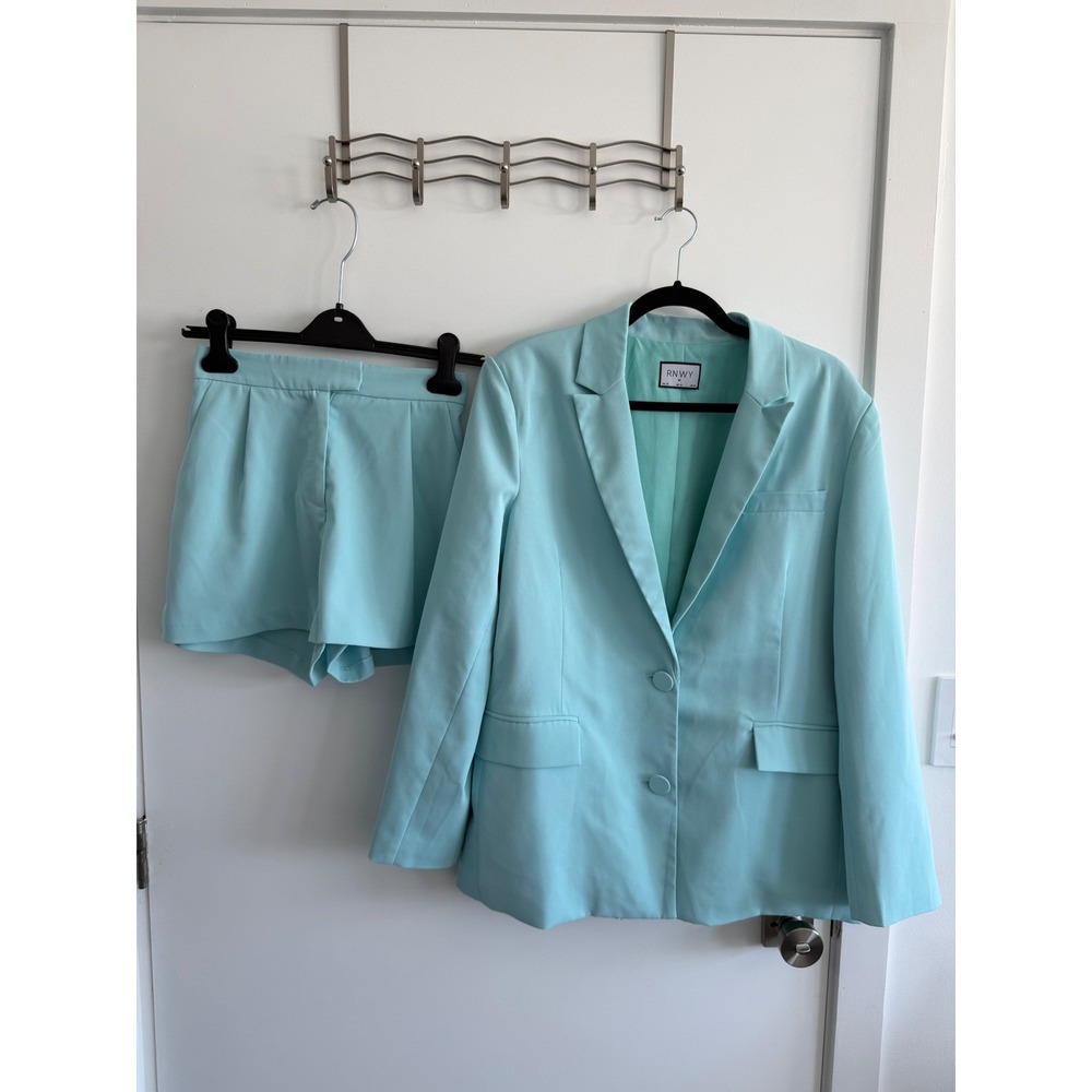 Runaway Mint oversized Blazer & Skort Matching Set Women's US 6/2 Office M/XS - Picture 2 of 9